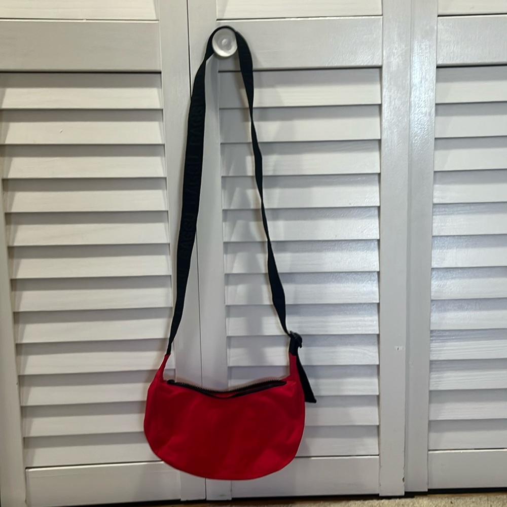 Baggu small nylon crescent bag in candy apple